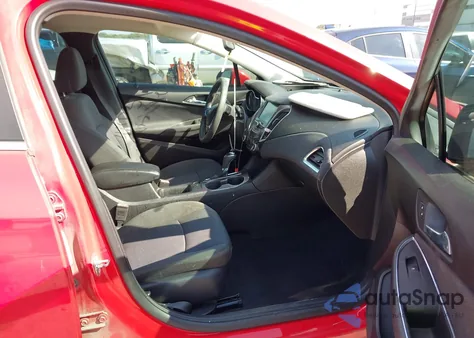 2018 Chevrolet Cruze Lt Auto from USA, damaged, VIN 3G1BE6SM3JS526493